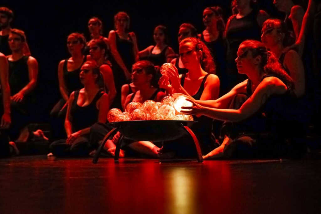 Spectacle Lumen, de la chorale universitaire de Nancy, Salle Poirel, 2019. Photographié par Alice Meyer